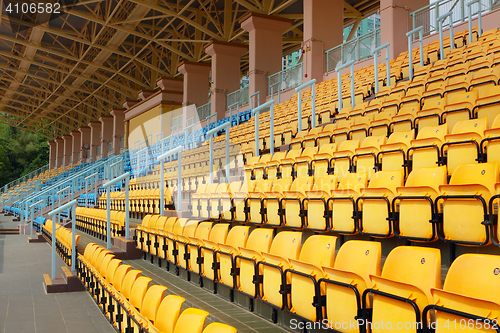 Image of plastic seats at stadium 