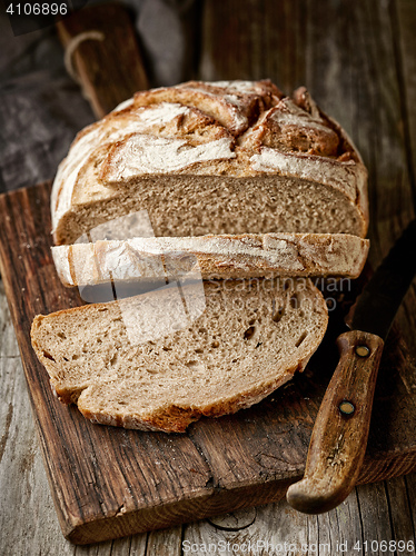 Image of freshly baked sliced bread