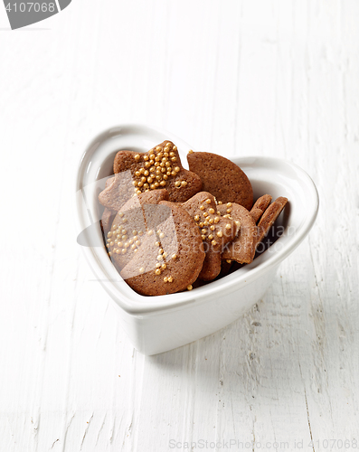 Image of gingerbread cookies in white bowl