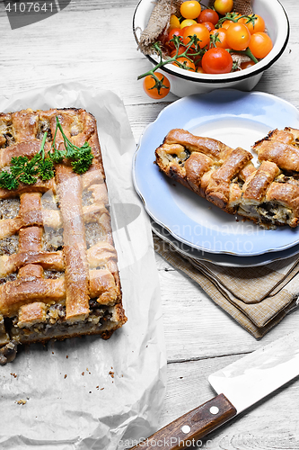 Image of fragrant meat pie