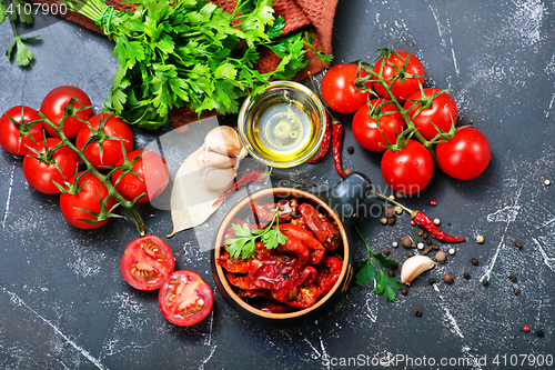 Image of dry tomato