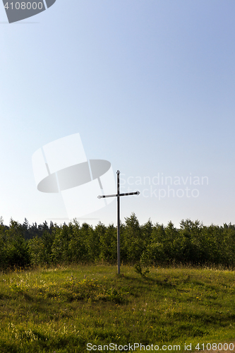 Image of rusty metal cross