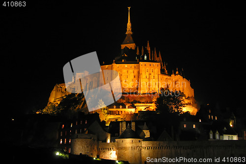 Image of Mont Saint Michel by night