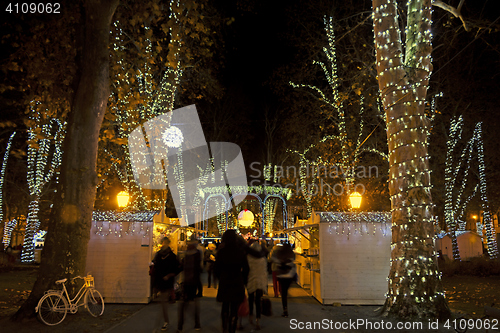 Image of Zrinjevac park decorated by Christmas lights as part of Advent i