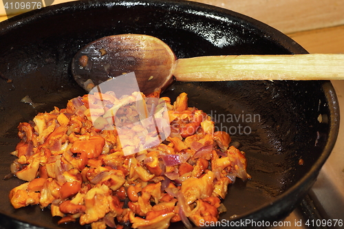 Image of cooking chanterelle