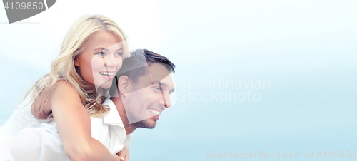 Image of couple at seaside