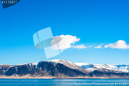 Image of Mountain in the icelandic ocean