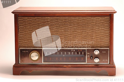 Image of antique radio