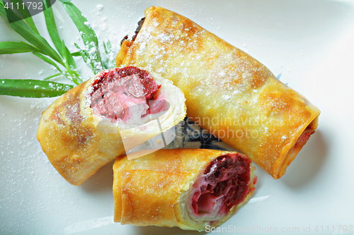 Image of Cherry spring rolls closeup