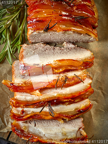 Image of freshly roasted sliced pork