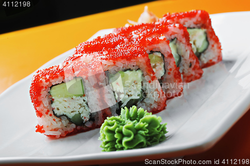 Image of California roll closeup