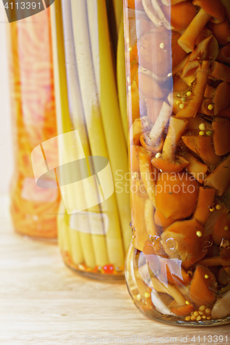 Image of Canned vegetables in row