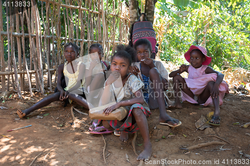 Image of Malagasy school children waiting for a lesson