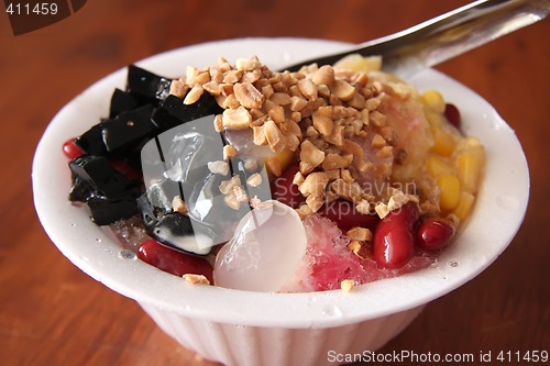 Image of Shaved ice dessert