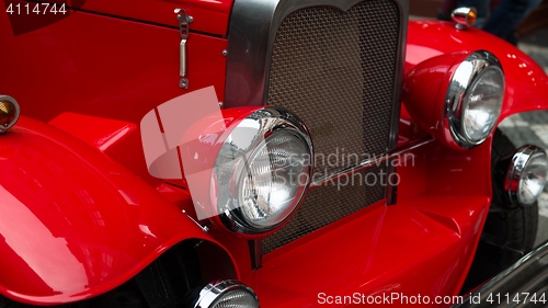 Image of Headlight of a vintage car