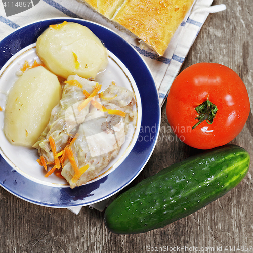 Image of Cabbage rolls with tomato and cucumber