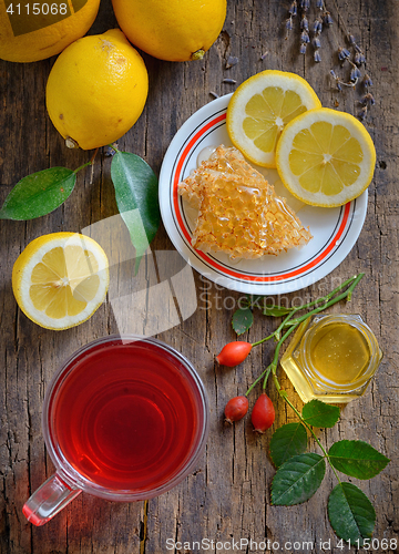 Image of Tea with lemon and honey 