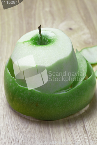 Image of Green peeled apple