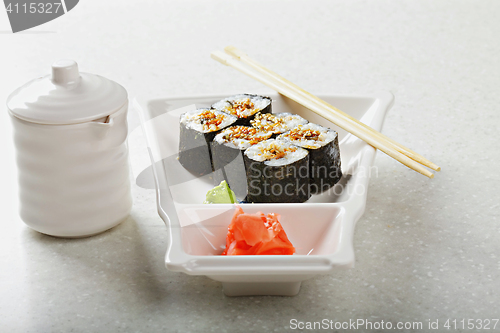 Image of EEl maki sushi