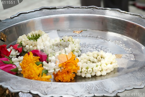 Image of Thai buddhist offerings