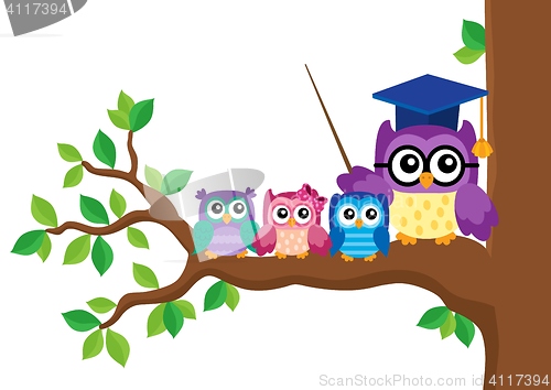 Image of Stylized school owl theme image 5