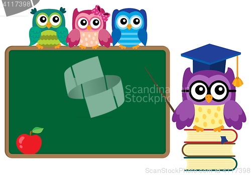 Image of Stylized school owl theme image 4