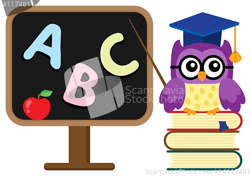 Image of Stylized school owl theme image 1