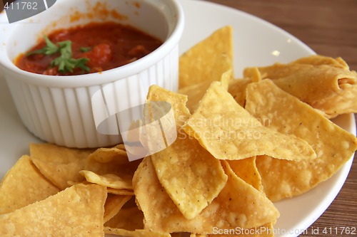Image of Nachos and salsa