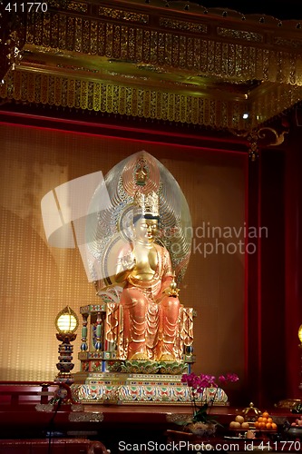 Image of Golden buddha statue