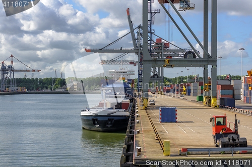 Image of Large cargo dock