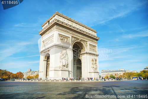 Image of The Arc de Triomphe de l\'Etoile in Paris, France