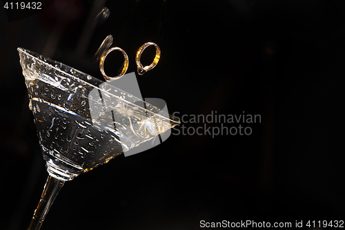 Image of Rings In The Glass