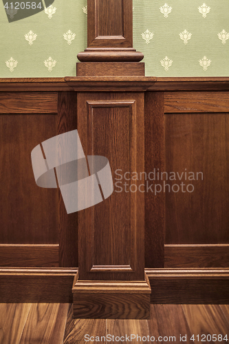 Image of classic oaken wall paneling in the interior