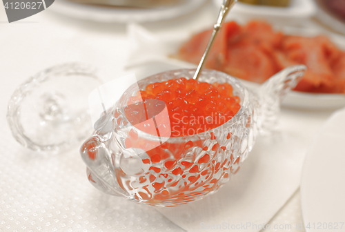 Image of red caviar in a crystal bowl
