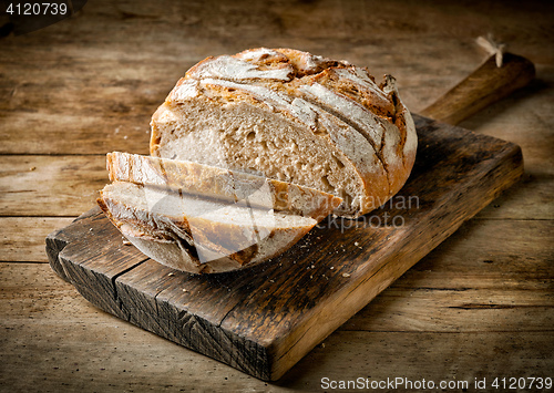 Image of freshly baked sliced bread