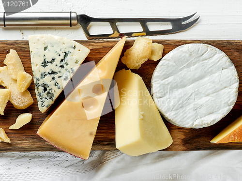 Image of various types of cheese