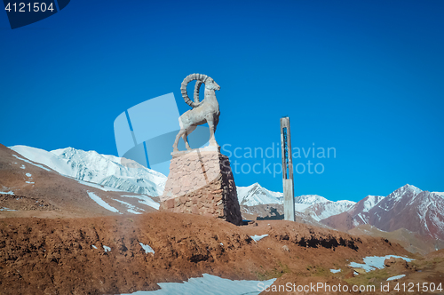 Image of Sculpture of bouquetin
