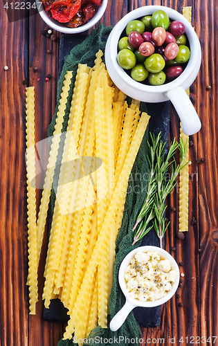 Image of raw pasta