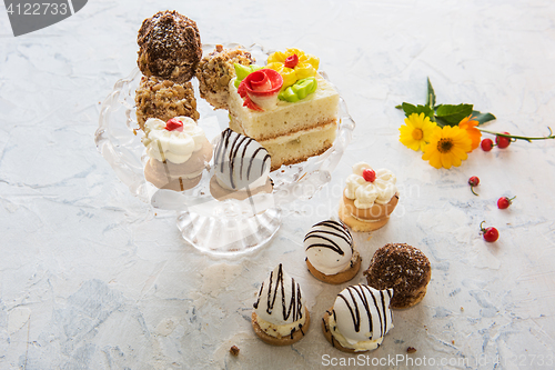 Image of Different cakes composition