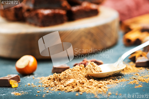 Image of cake and cocoa powder