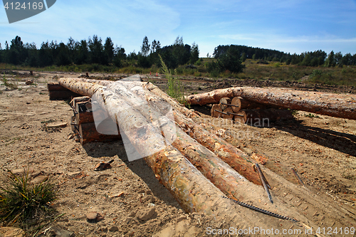 Image of wooden logs like obstacle for test drive