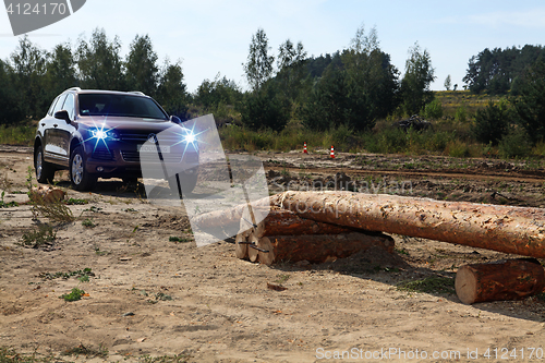 Image of SUV VW car makes extrime test-drive