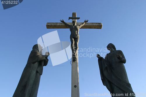 Image of 12th Stations of the Cross, Jesus dies on the cross