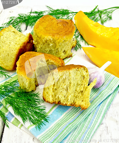 Image of Scones pumpkin with garlic on light board