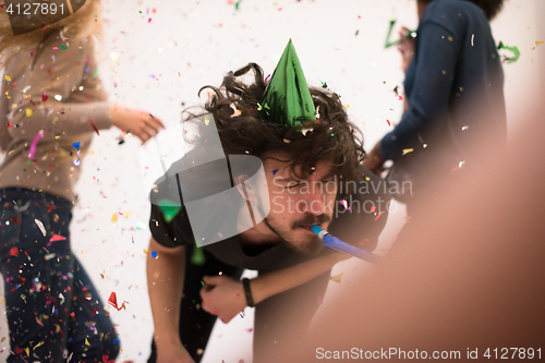 Image of confetti party