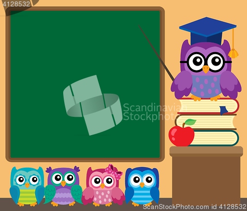 Image of Owl teacher and owlets theme image 1