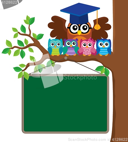 Image of Owl teacher and owlets theme image 3