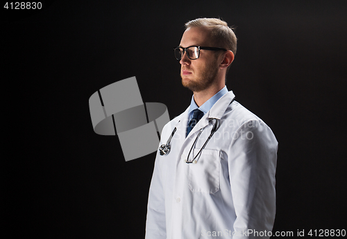 Image of doctor in white coat with stethoscope