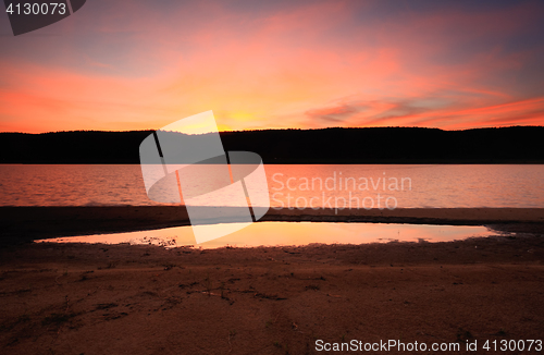 Image of Dusk light at Lake Burralow Penrith