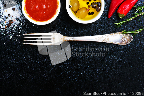 Image of sauce with spice